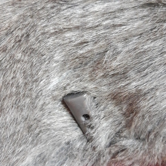 FEVER Reversible Vest - Picture 4 of 6